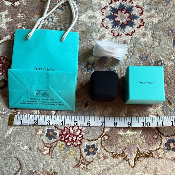 Tiffany & Co Presentation Bundle (5-pc) - Picture 4 of 5